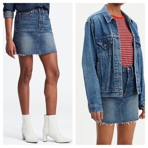 Levi’s DECONSTRUCTED MINI SKIRT size 27 cotton 100%